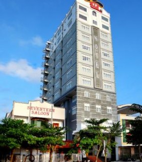 Khách sạn Seventeen, Da Nang